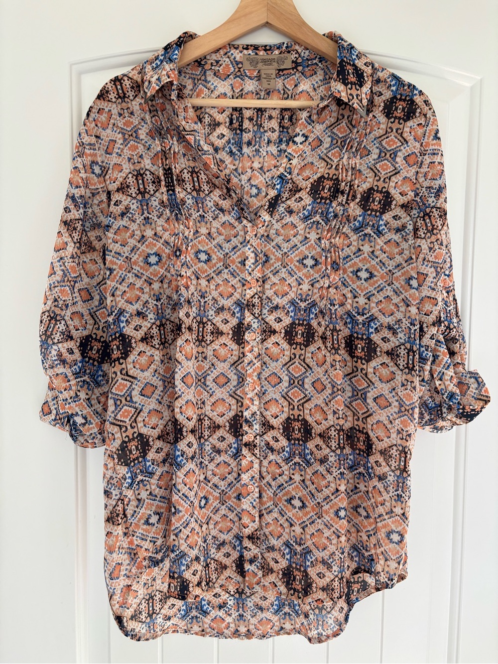Metal Collar Tip Printed Blouse | Orange Blue Black | Button Front | Size M